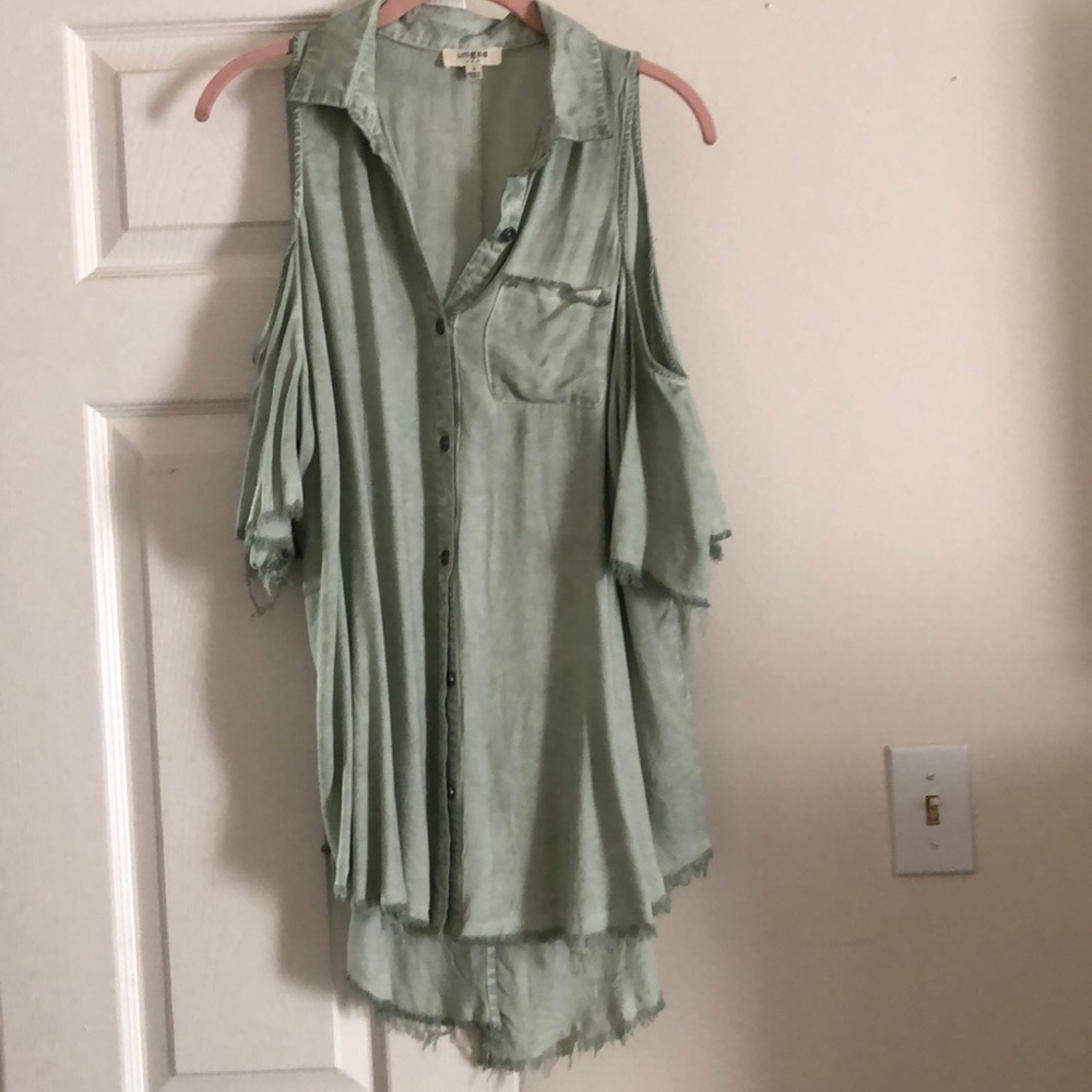 Cute dress shirt